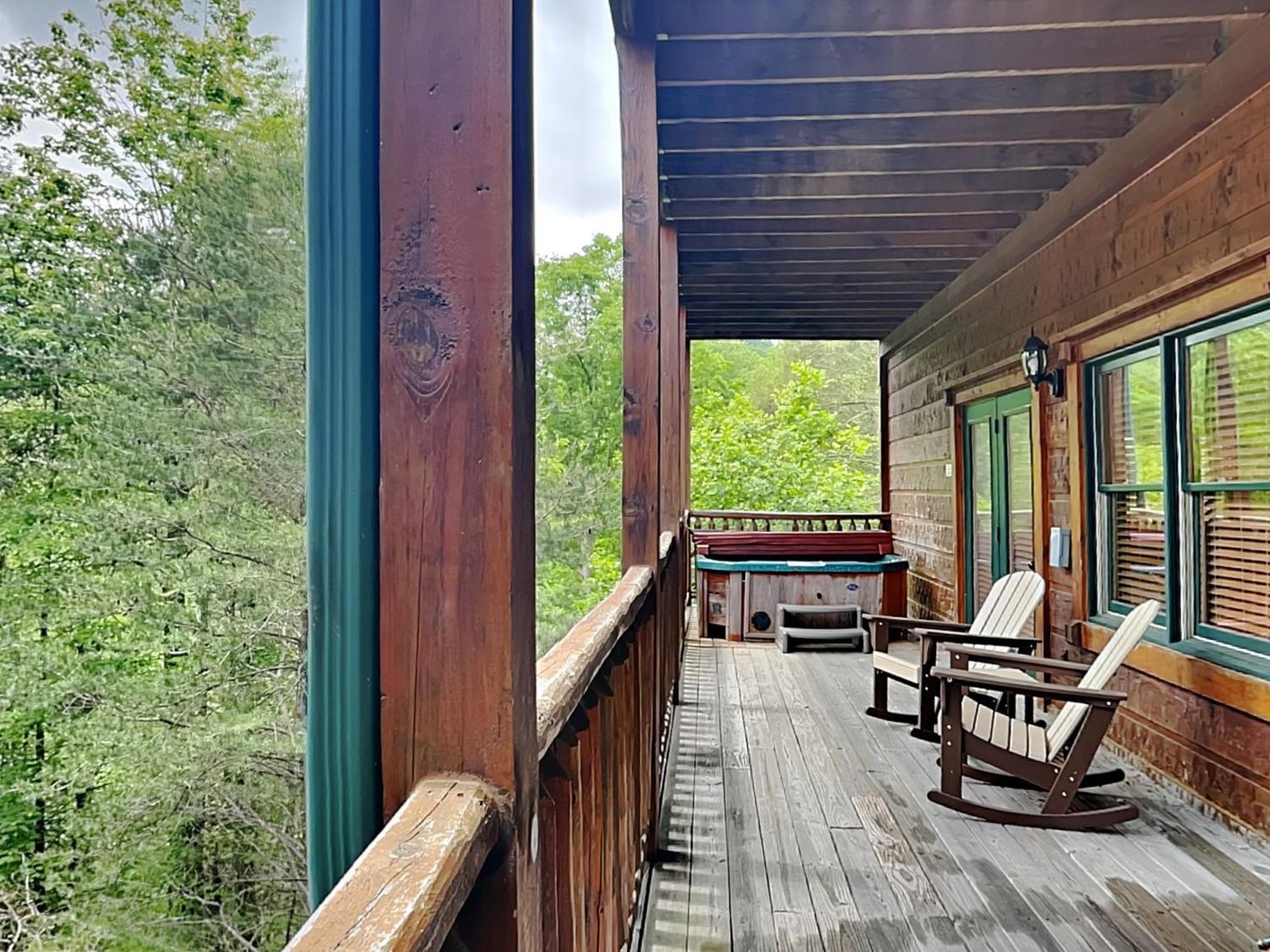 The Great Escape Ii, 5 Bedrooms, Sleeps 17, Game Room, Pool Access, Theater Gatlinburg Kültér fotó
