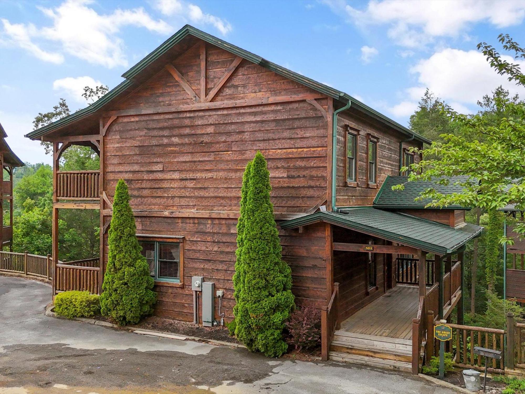 The Great Escape Ii, 5 Bedrooms, Sleeps 17, Game Room, Pool Access, Theater Gatlinburg Kültér fotó
