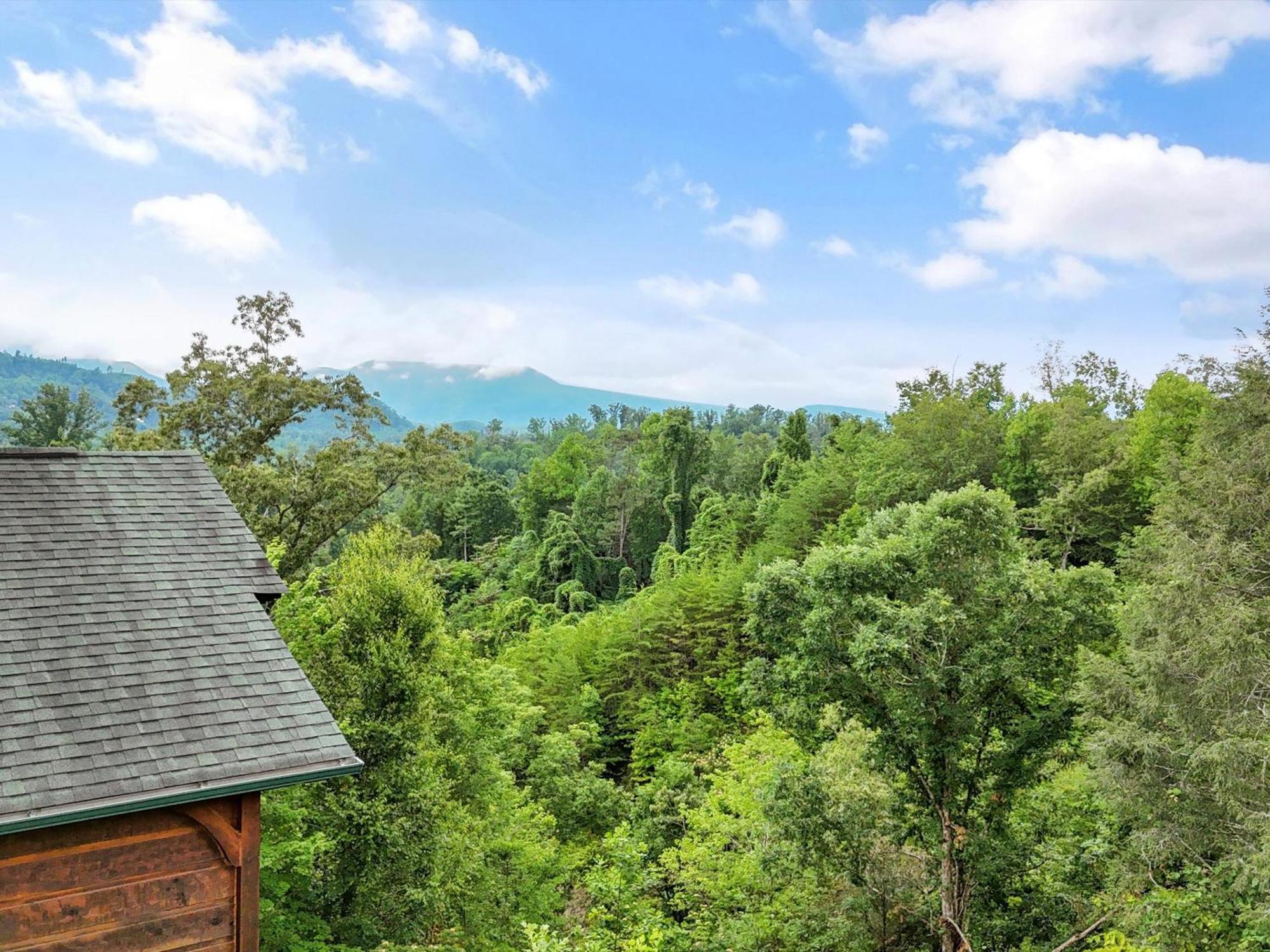 The Great Escape Ii, 5 Bedrooms, Sleeps 17, Game Room, Pool Access, Theater Gatlinburg Kültér fotó