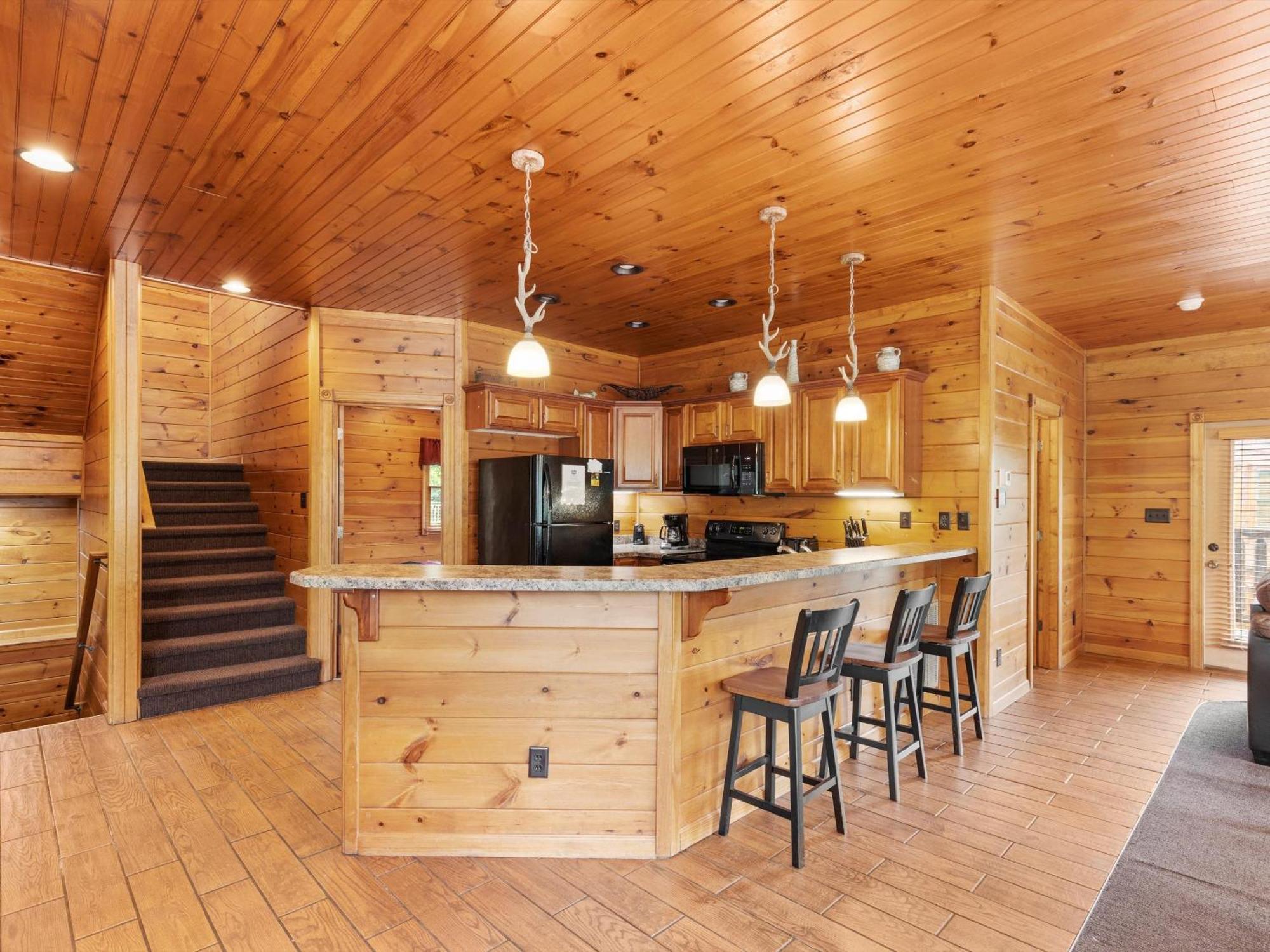 The Great Escape Ii, 5 Bedrooms, Sleeps 17, Game Room, Pool Access, Theater Gatlinburg Kültér fotó